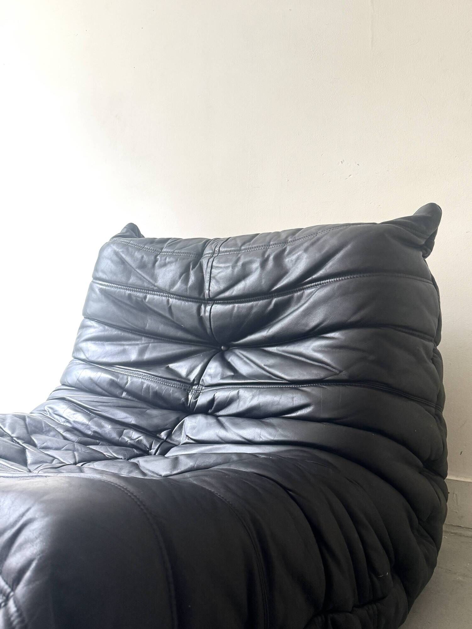 Black leather Togo armchair by M. Ducaroy for Ligne Roset