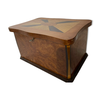 JEWELRY BOX, marquetry, various species of wood