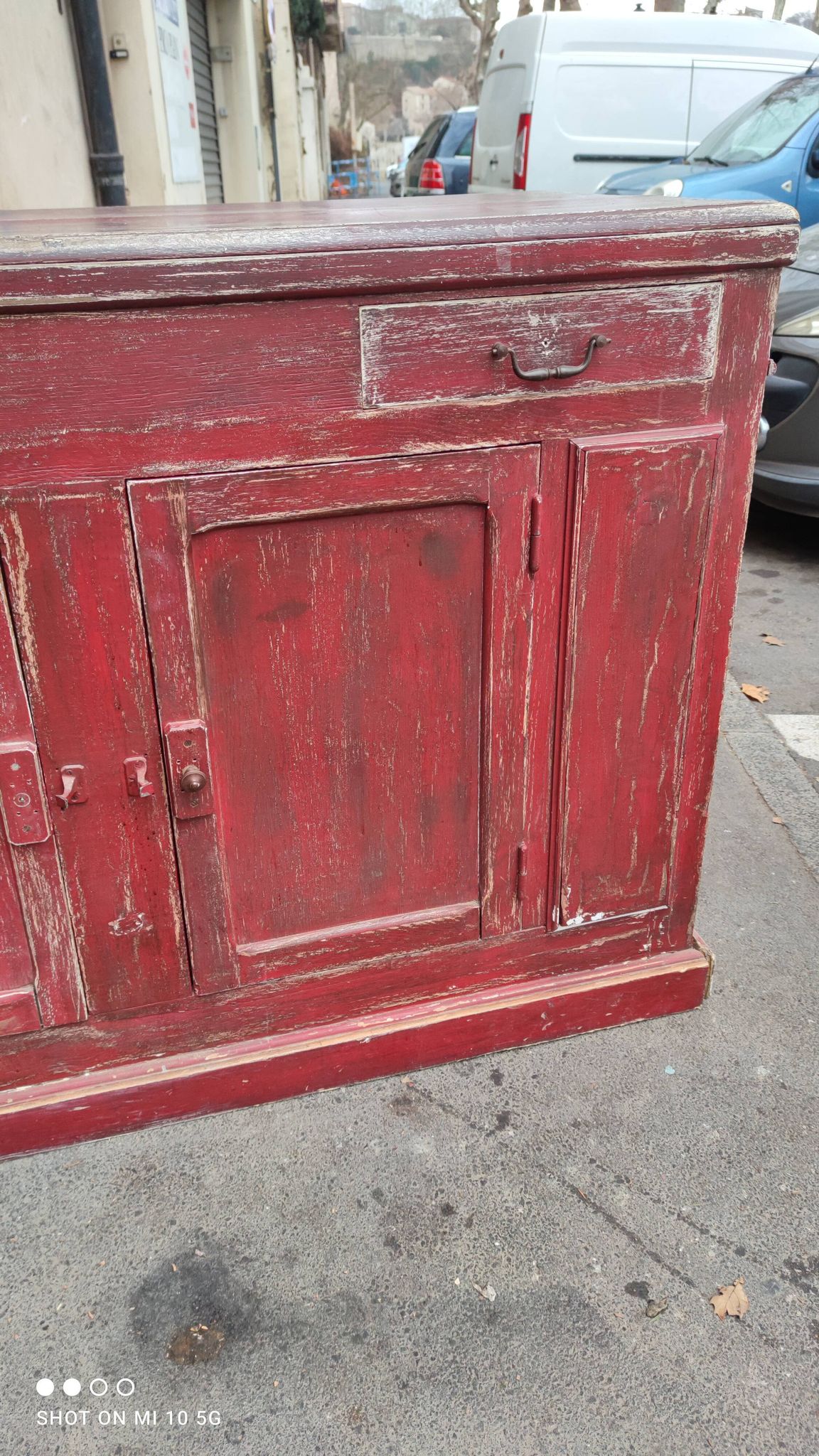 Bank oak counter patina wine lees old icehouse Henri ASSET