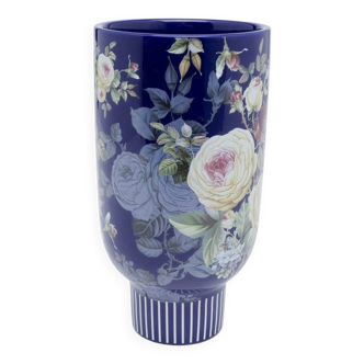 Flower vase