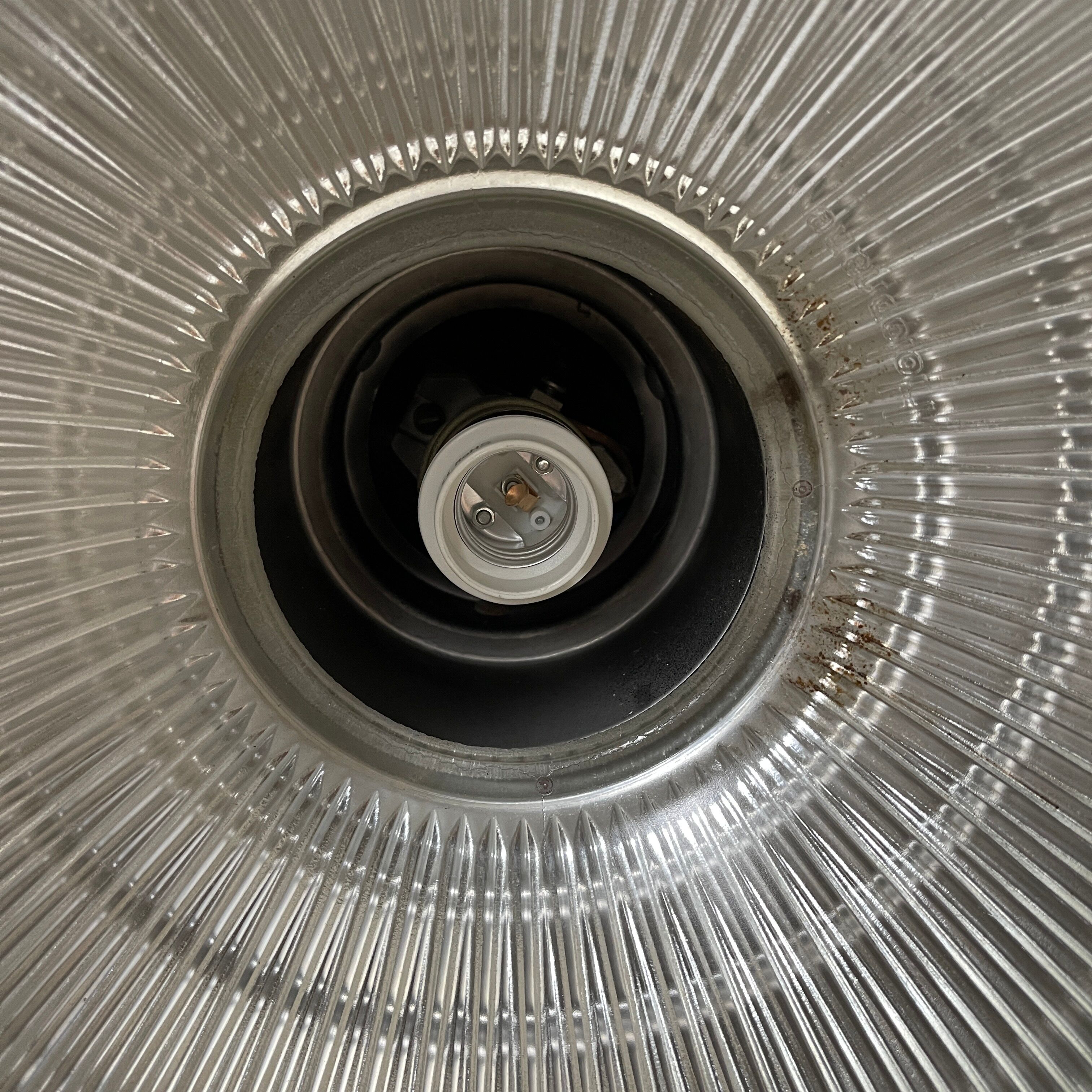 Holophane industrial suspension