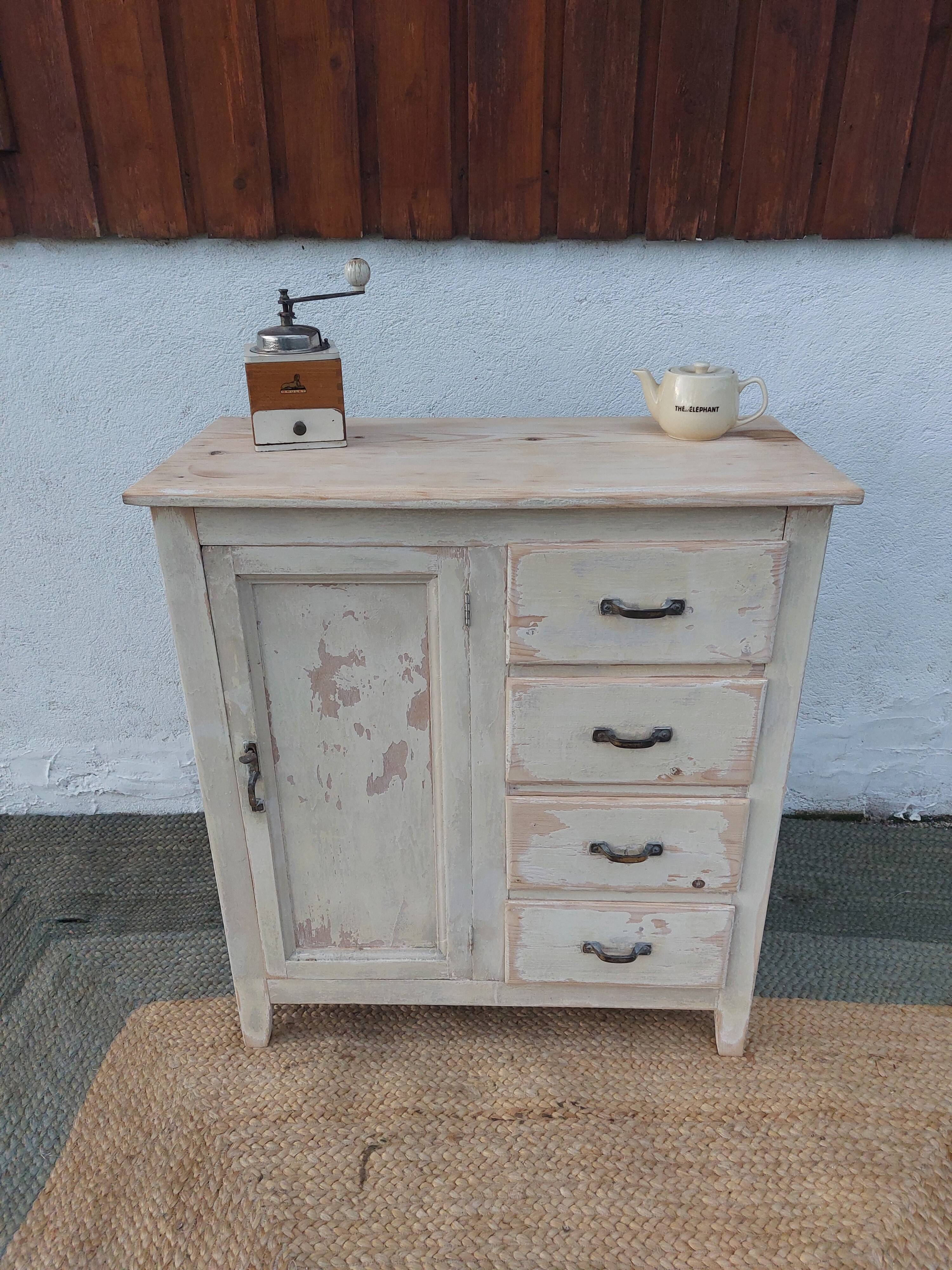 Parisian buffet, chippy paint effect