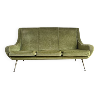 canapé vintage vert mousse