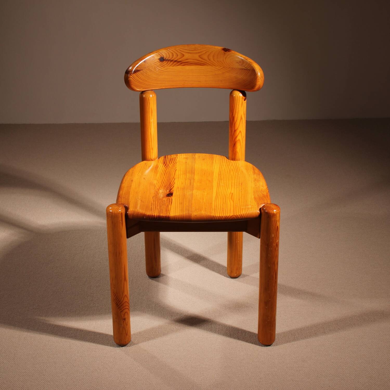 Six Dining Chairs in Pine Wood | Italy 1980s