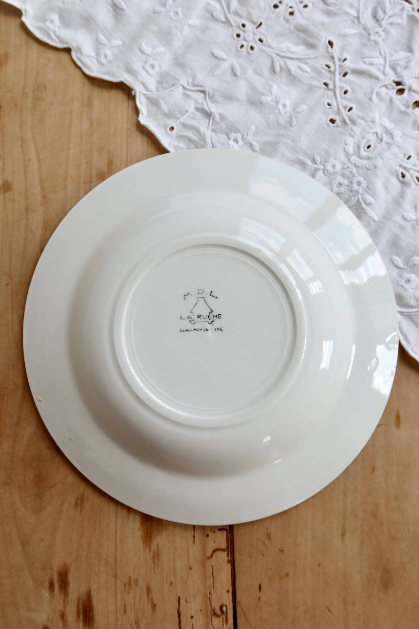 Assiette creuse vintage Moulin des Loups - Modèle La Ruche – Décor floral