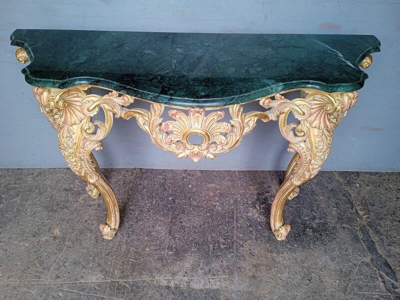 Console Louis XV bois sculpté doré