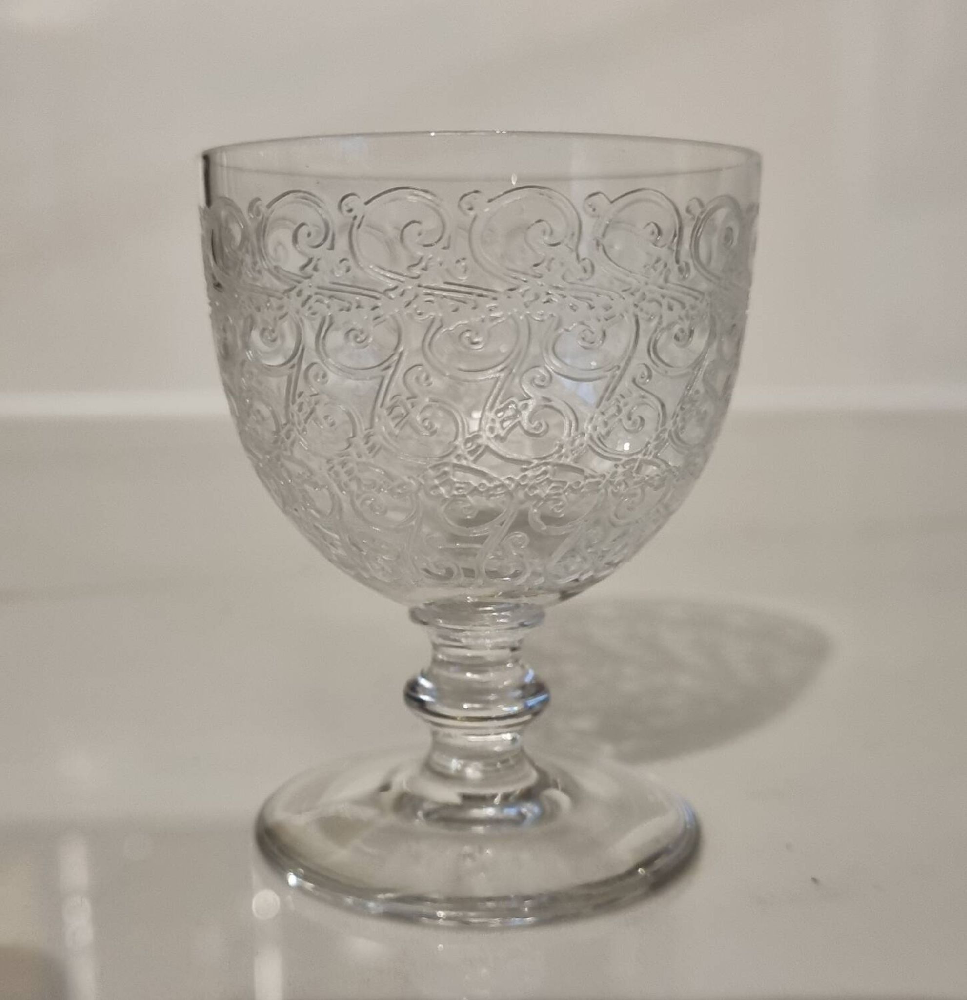 Verre a vin cuit Baccarat modèle Rohan, 1920