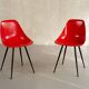 Paire de chaises en fibre de verre