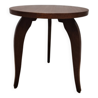 Round coffee table