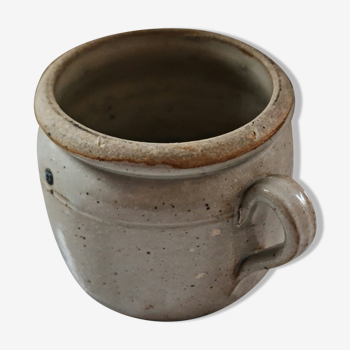Pot in light gray gres