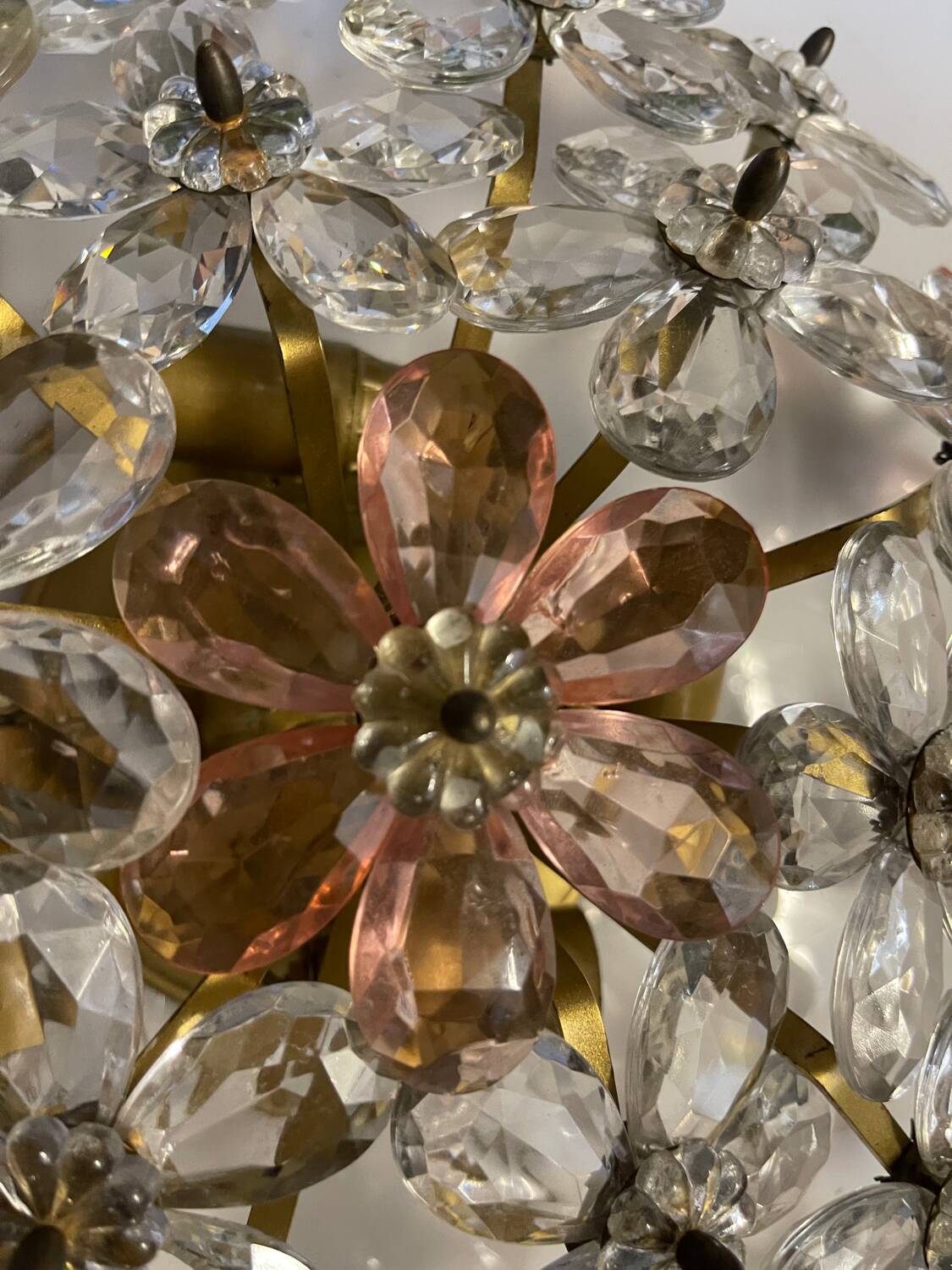 Plafonnier en verre de Murano à motif floral rose des années 1970