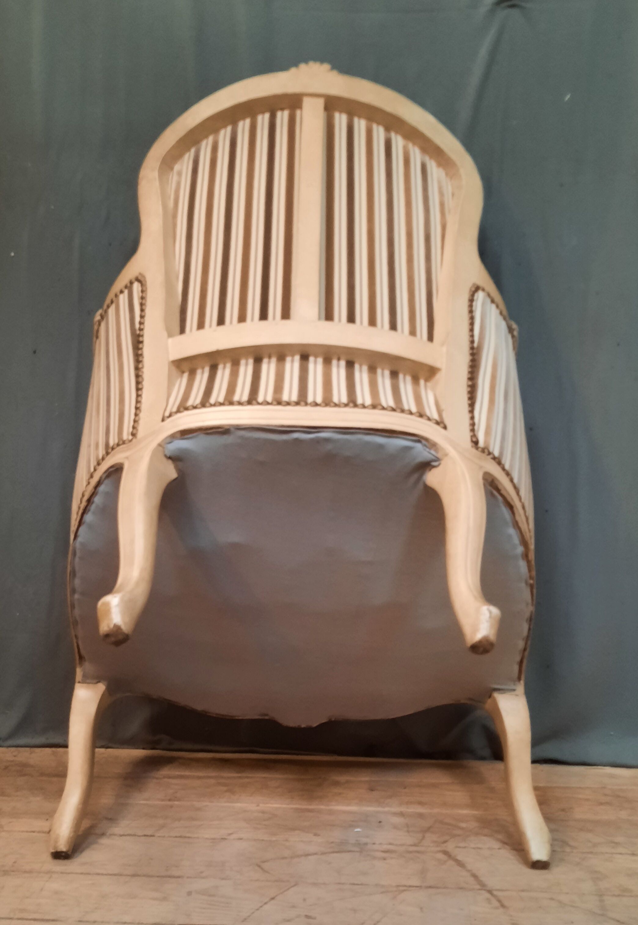 Bergere dd style Louis XV lacquered white