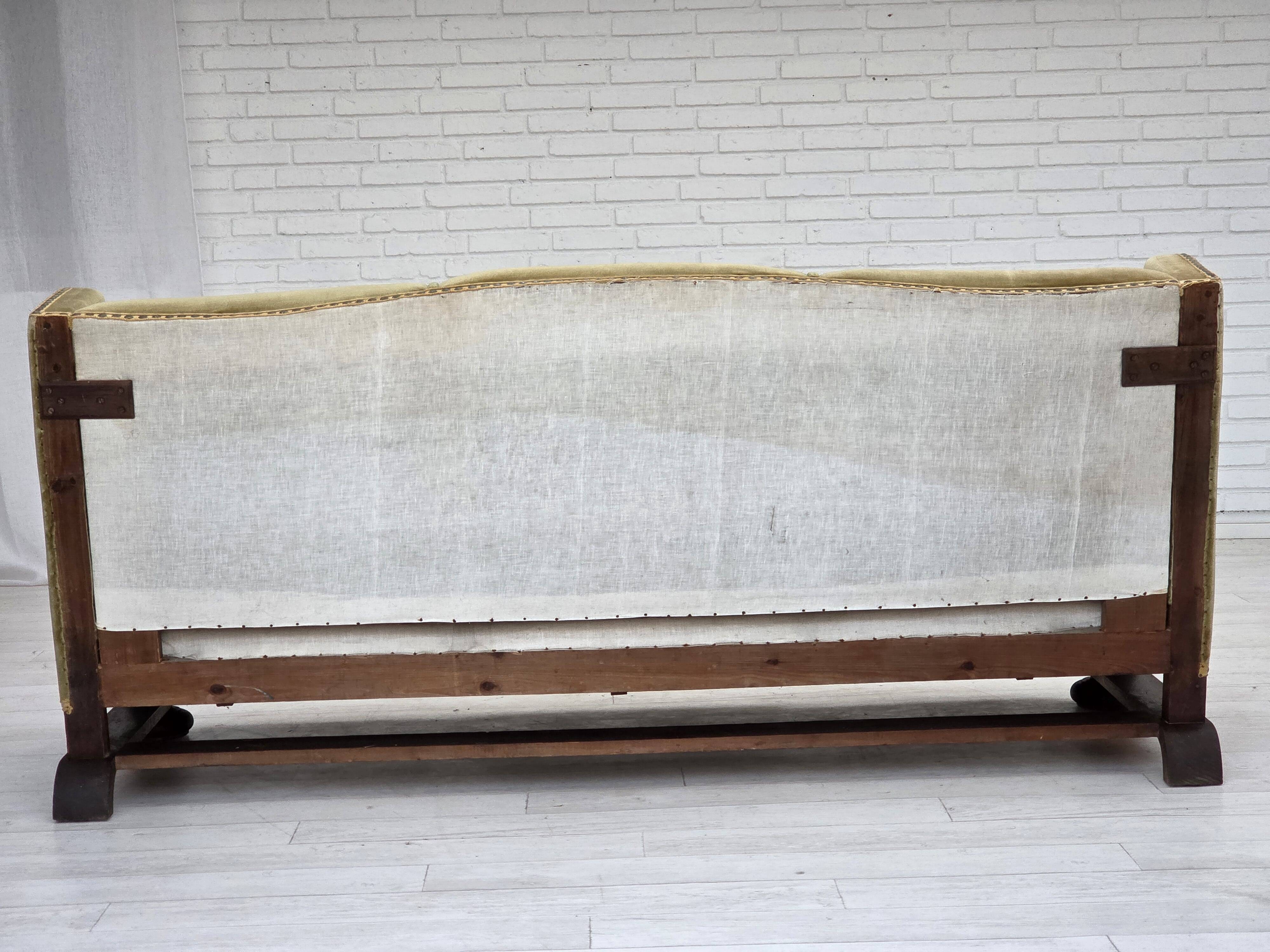 1950s, 3-seater Danish sofa, original condition, furniture velour, oak.