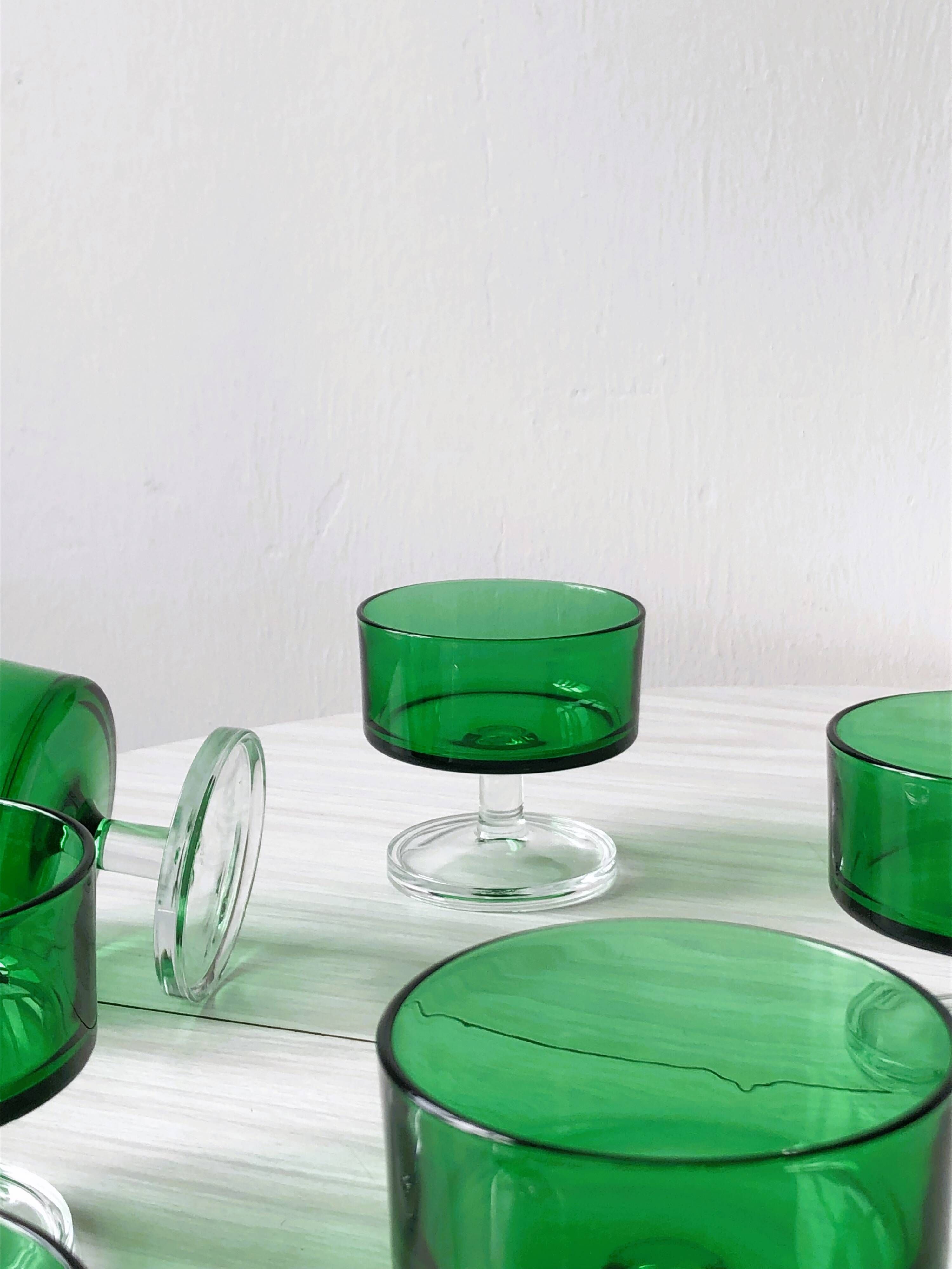 6 translucent green champagne glasses, Cavalier Luminarc dessert glasses