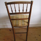 Chaise ancienne
