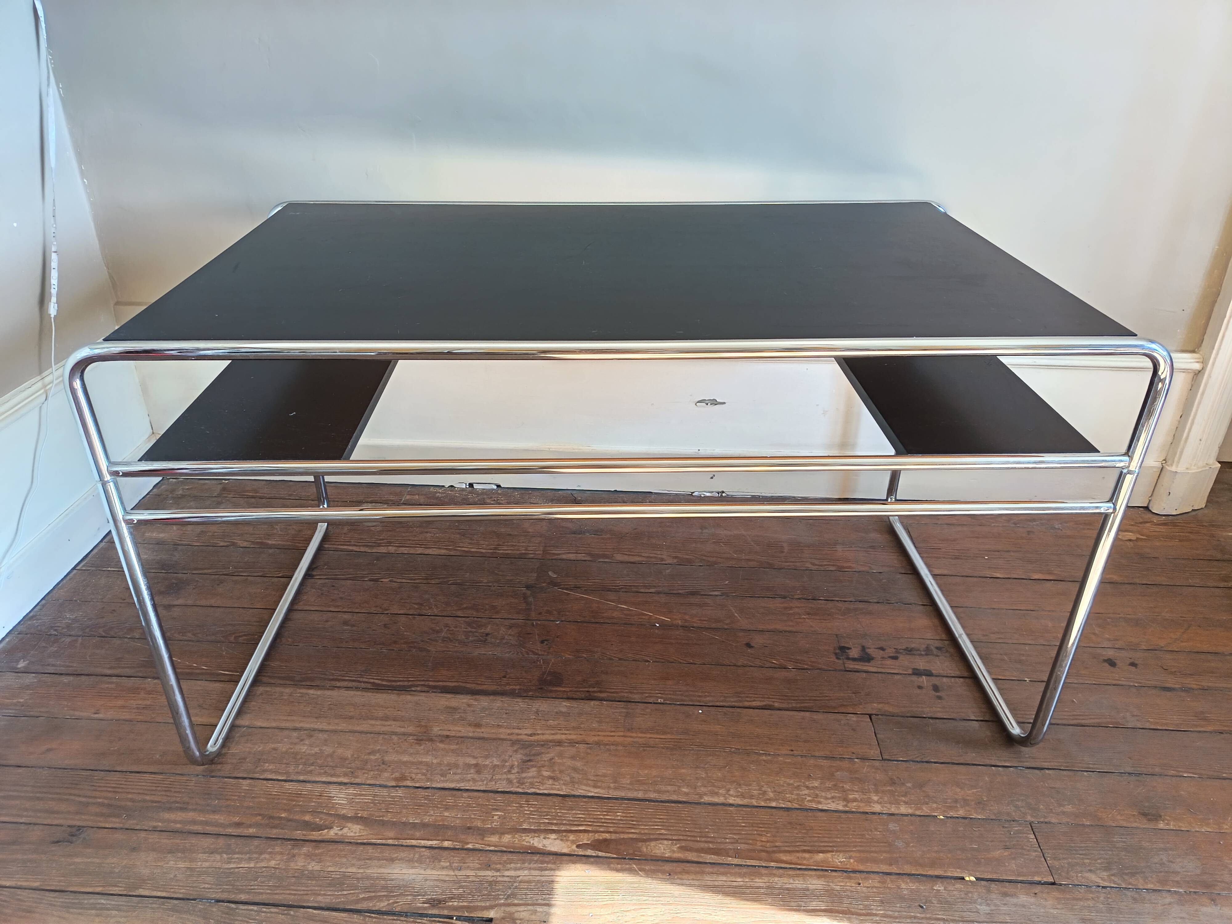Bauhaus style desk