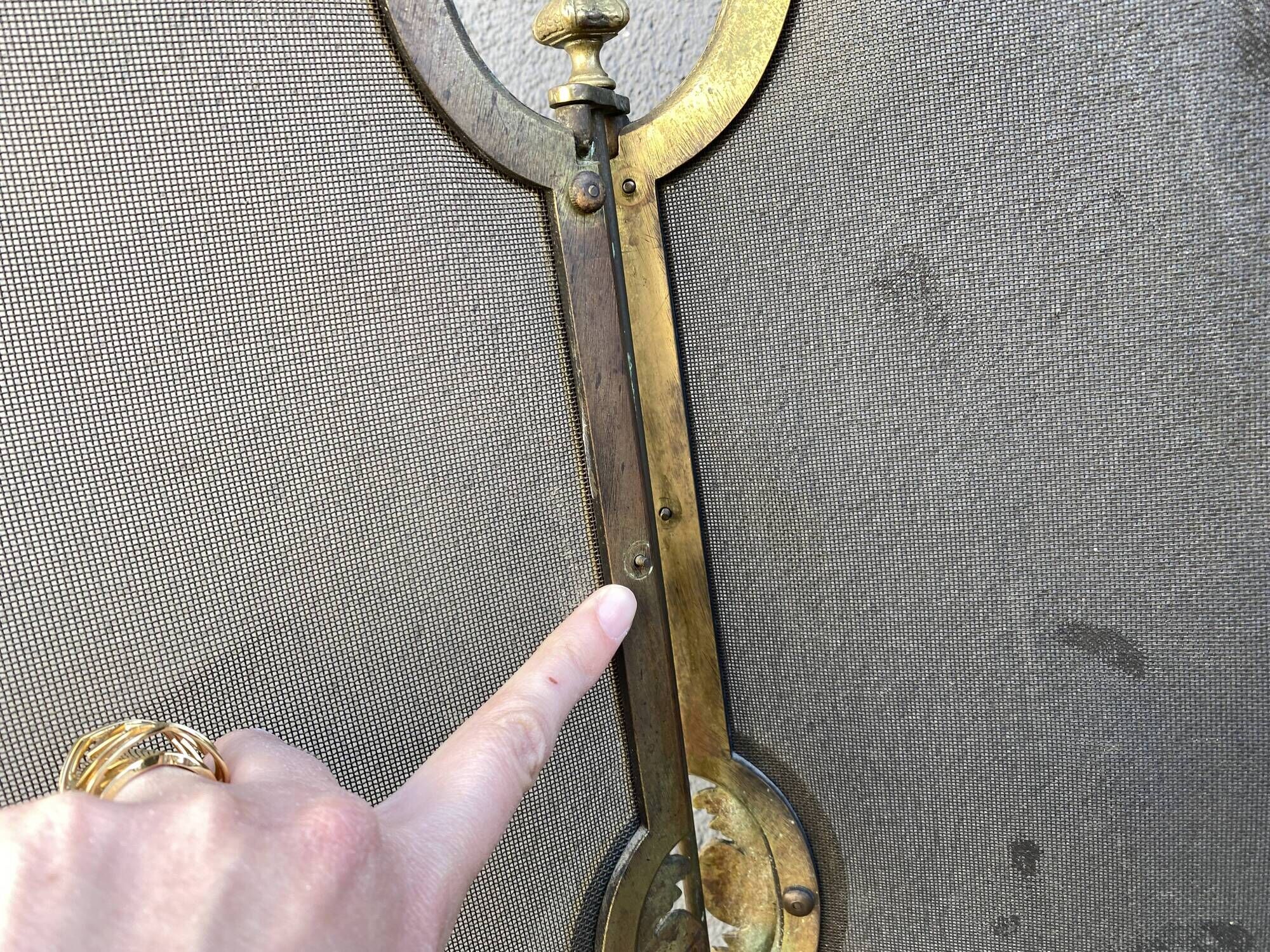 19th century fireplace fire guard by Bouhon Frères in bronze, French spark guard 1880