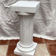 Vintage white plaster column dimension: H-73.5 cm-L-30cm-