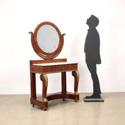 Commode en acajou restaurée, France, 19e siècle.
