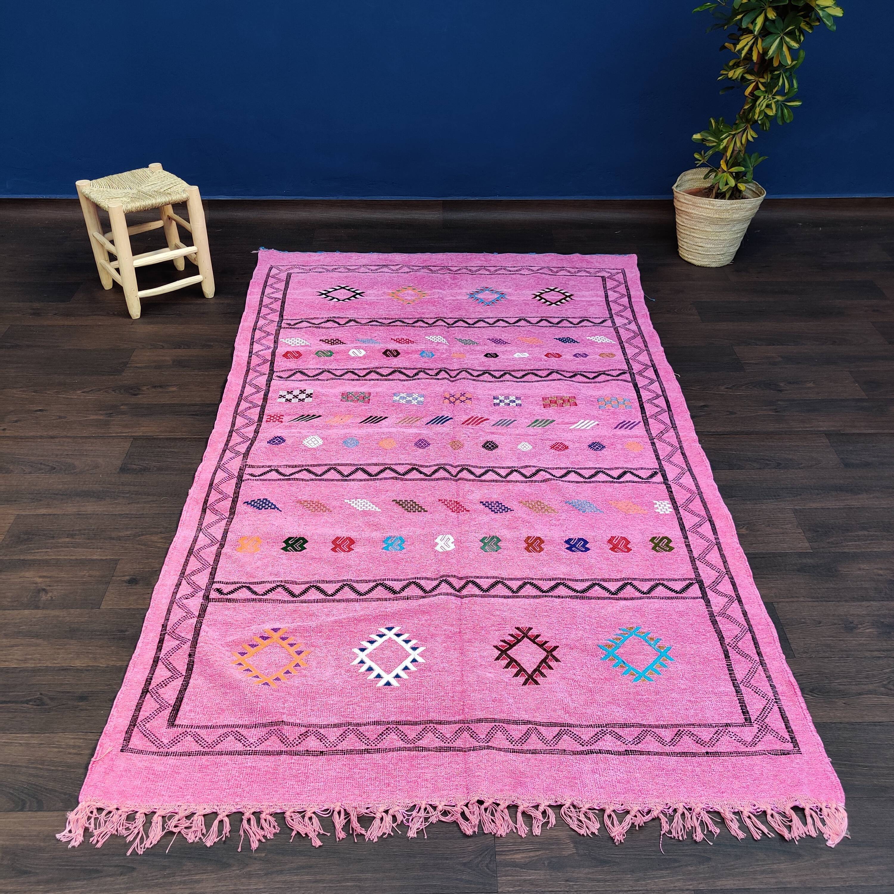 Moroccan Berber carpet handmade ethnic pink 140x245 cm