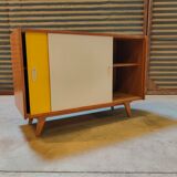 Buffet U 452 Jaune par Jiri Jiroutek pour Interier Praha 1960