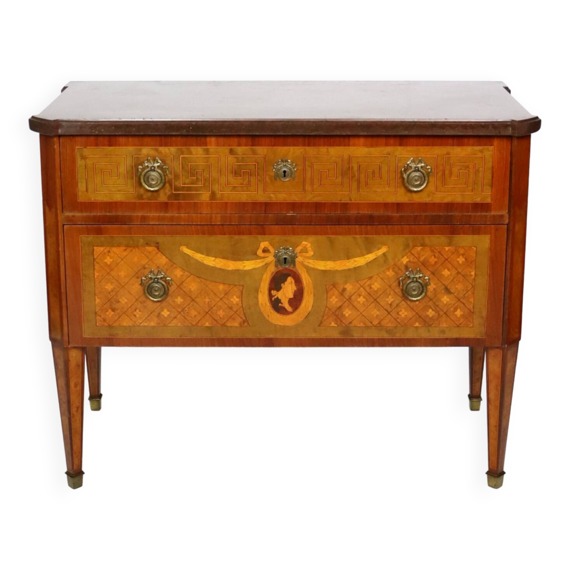 Commode de style Gustavien