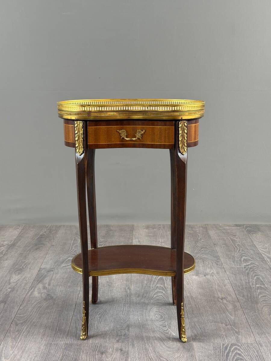 Louis XVI style gueridon in mahogany and gilded bronze, 20th century