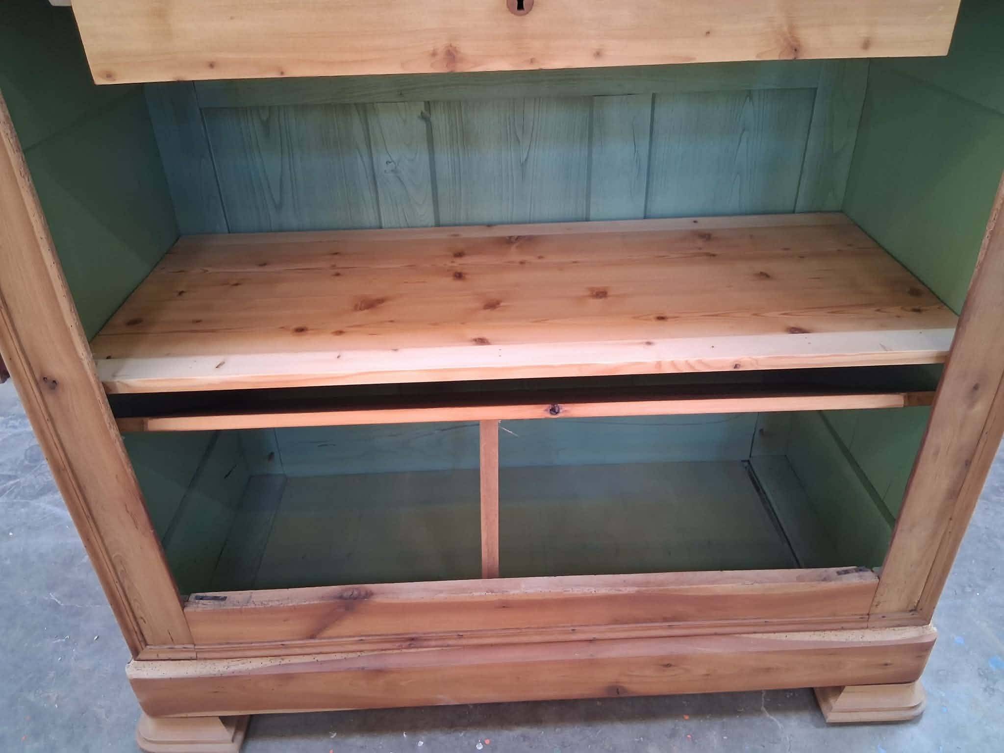 Cherry wood bookshelf