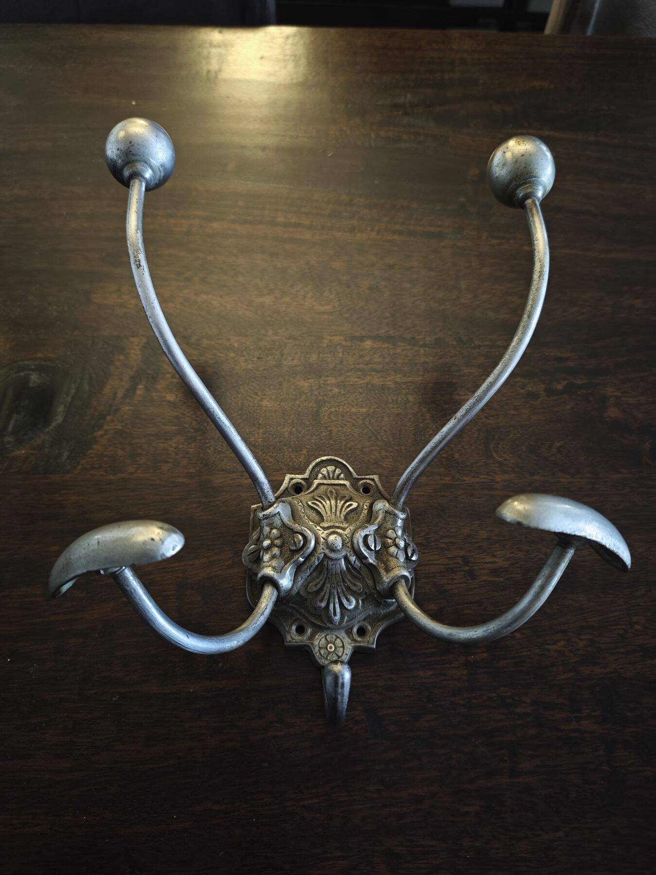 Cast iron and metal wall coat rack with hooks - Late 19th century