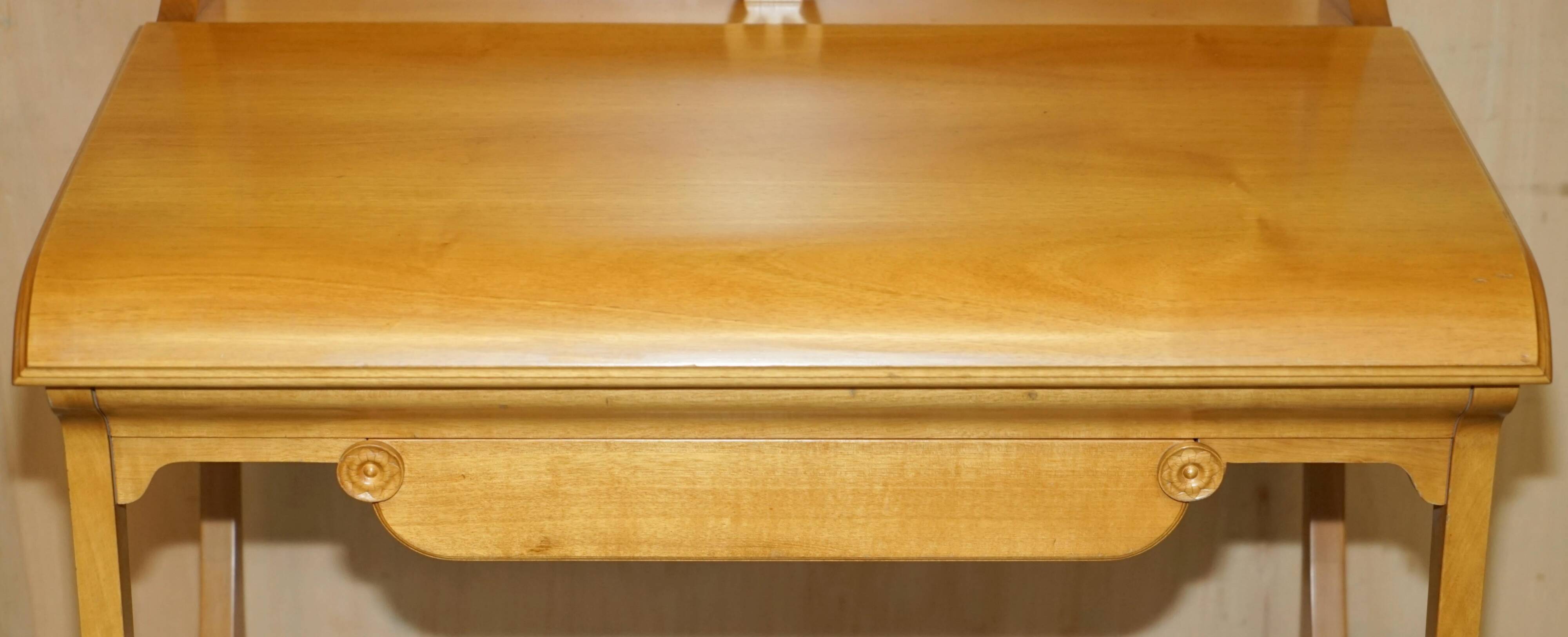 Bureau Art Nouveau attribué à Carlo Zen 1902 en érable moucheté
