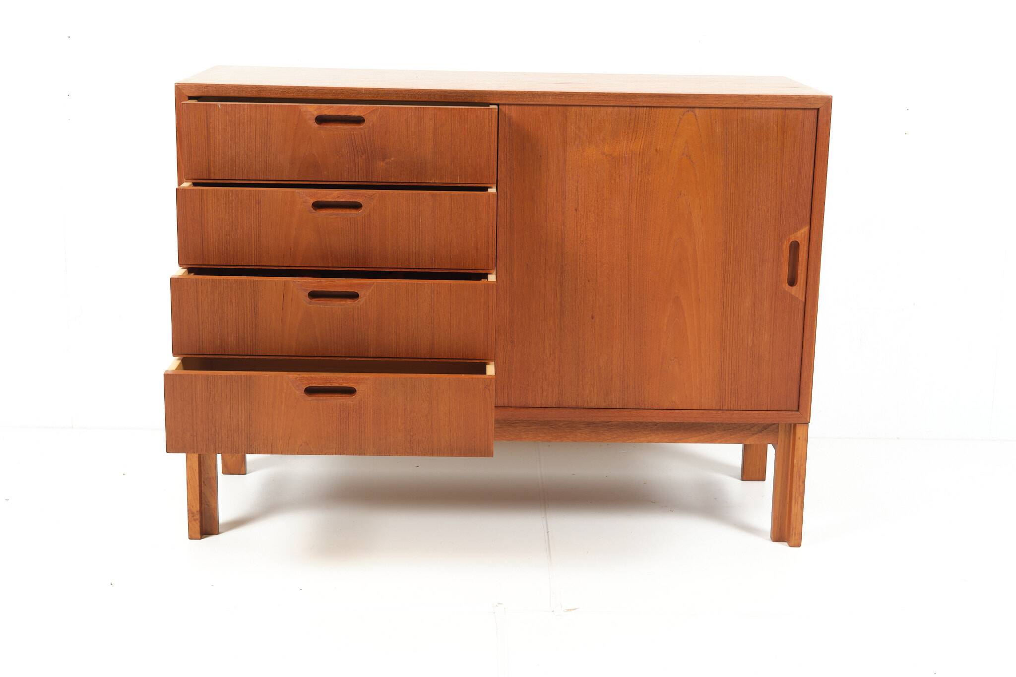 Sven Ellekaer vintage modular teak chest of drawers / sideboard