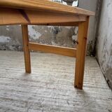 Bureau pin suédois style aperldoon 1970