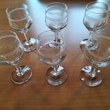 6 verres à pieds en cristal