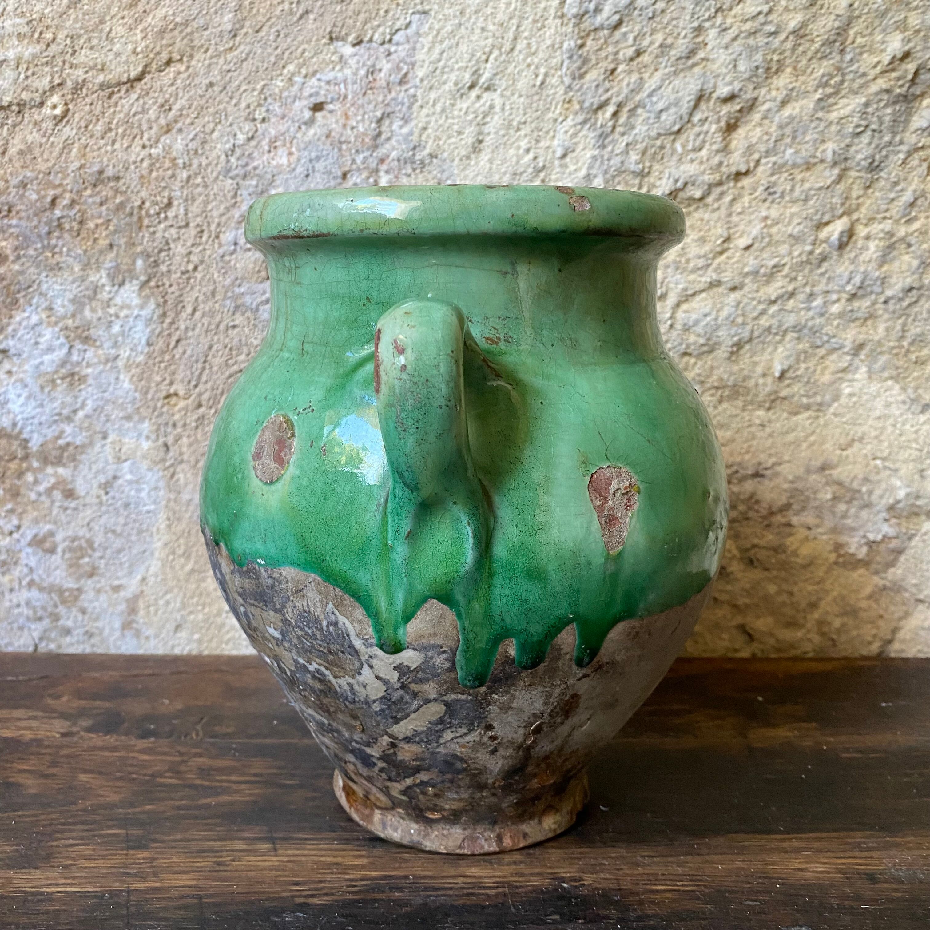 Green grease pot
