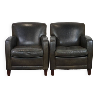 Set of 2 uniquely colored and very comfortable sheepskin leather design armchairs