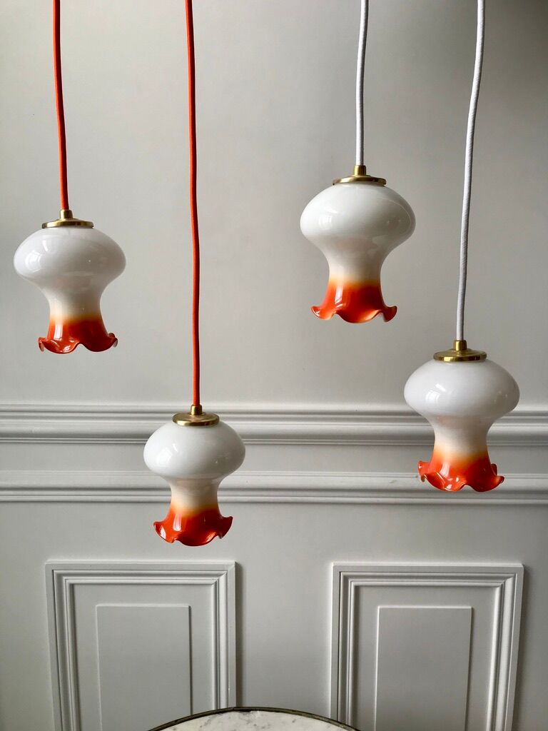 Set of 4 suspensions tulips in opaline orange gradient thread orange and white 70s