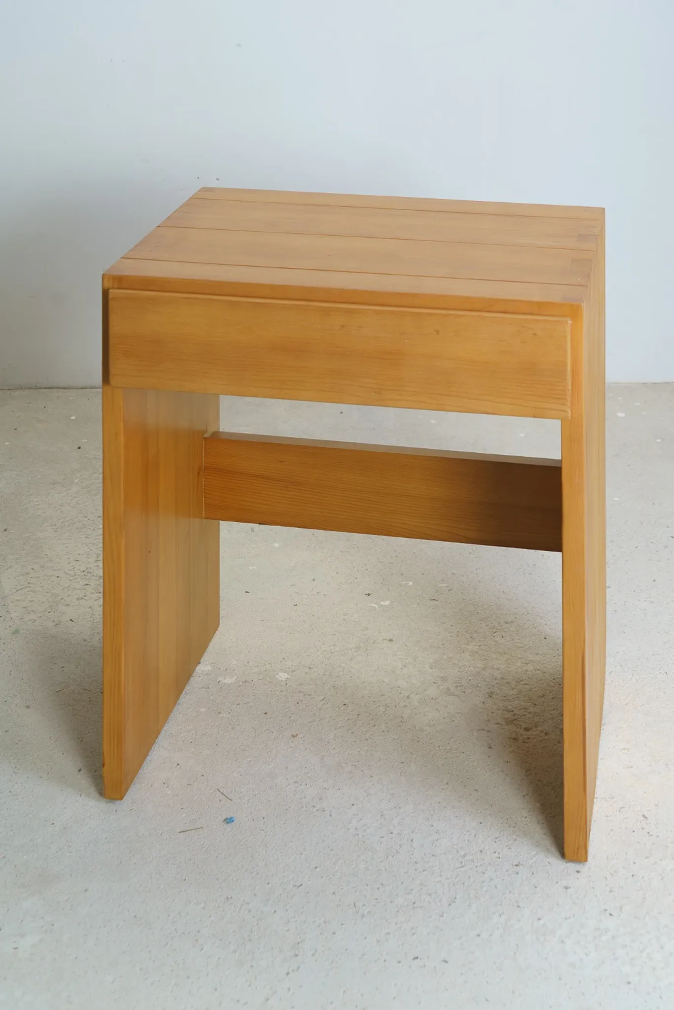 Petit bureau "Regain" en pin massif