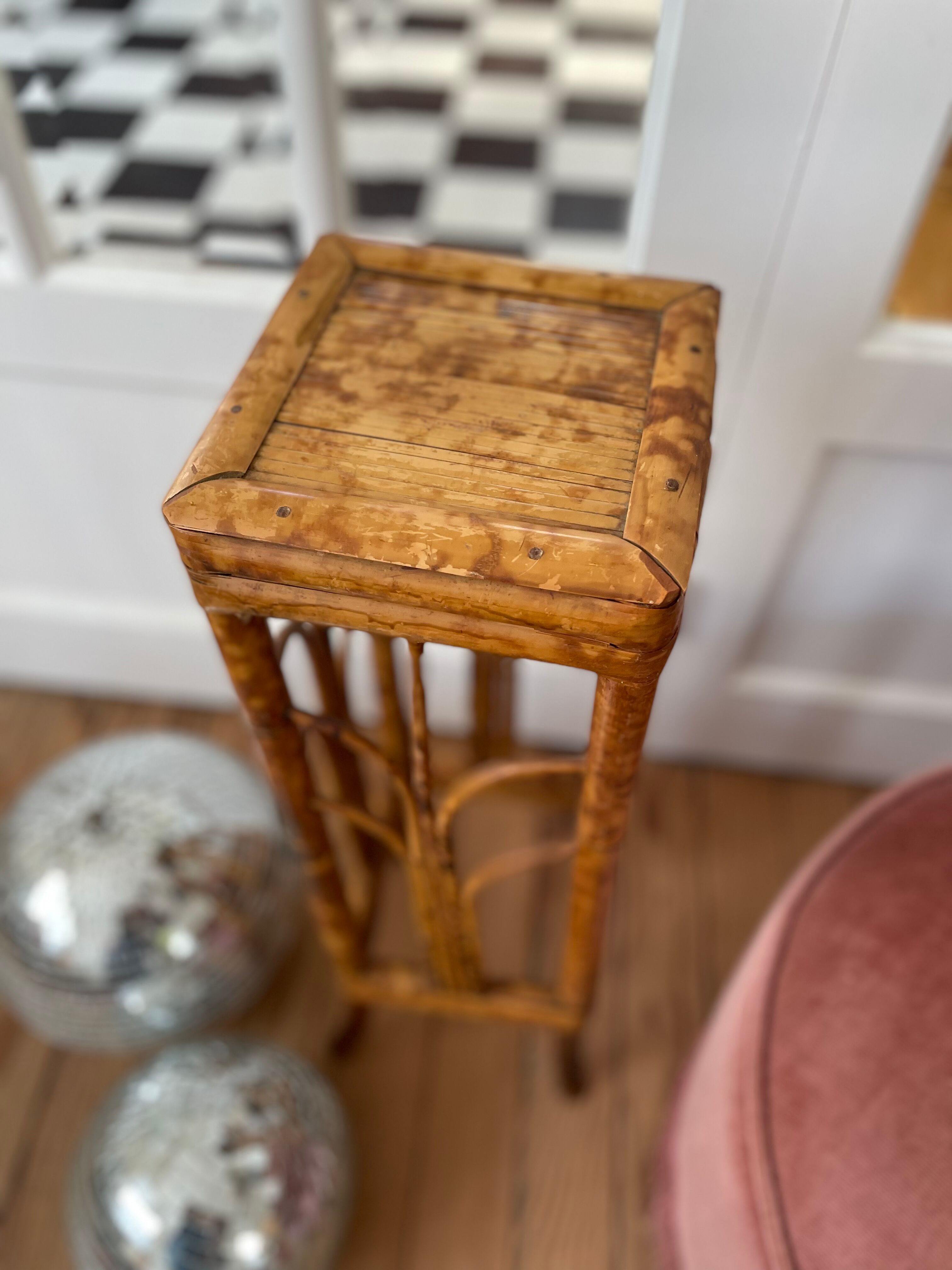 Vintage bamboo saddle pedestal table
