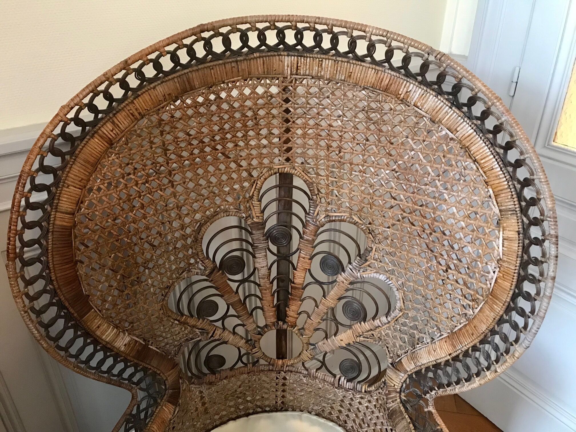 Armchair Emmanuelle peacock