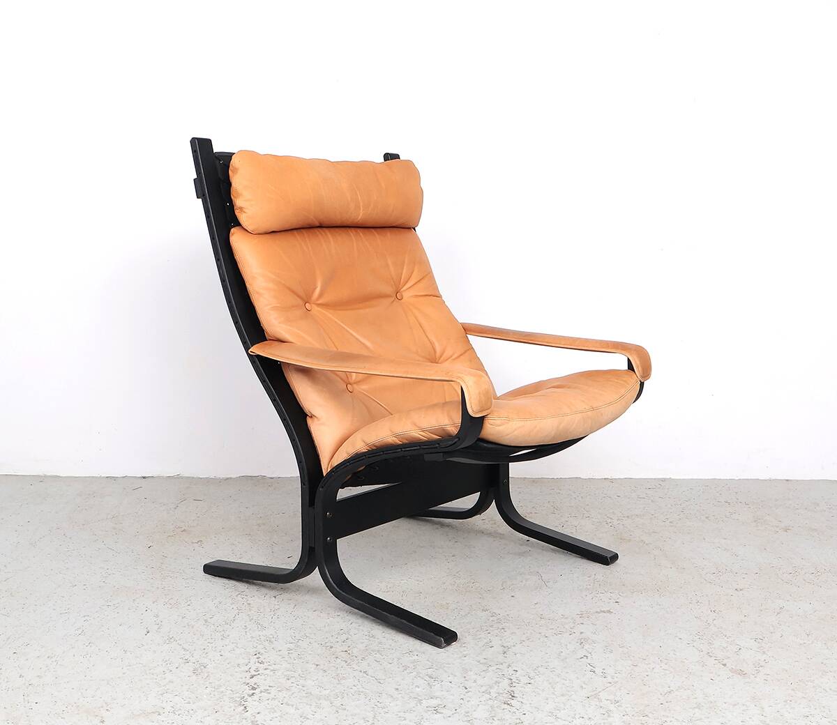 Ingmar Relling leather Siesta lounge chairs, Westnofa 1970s