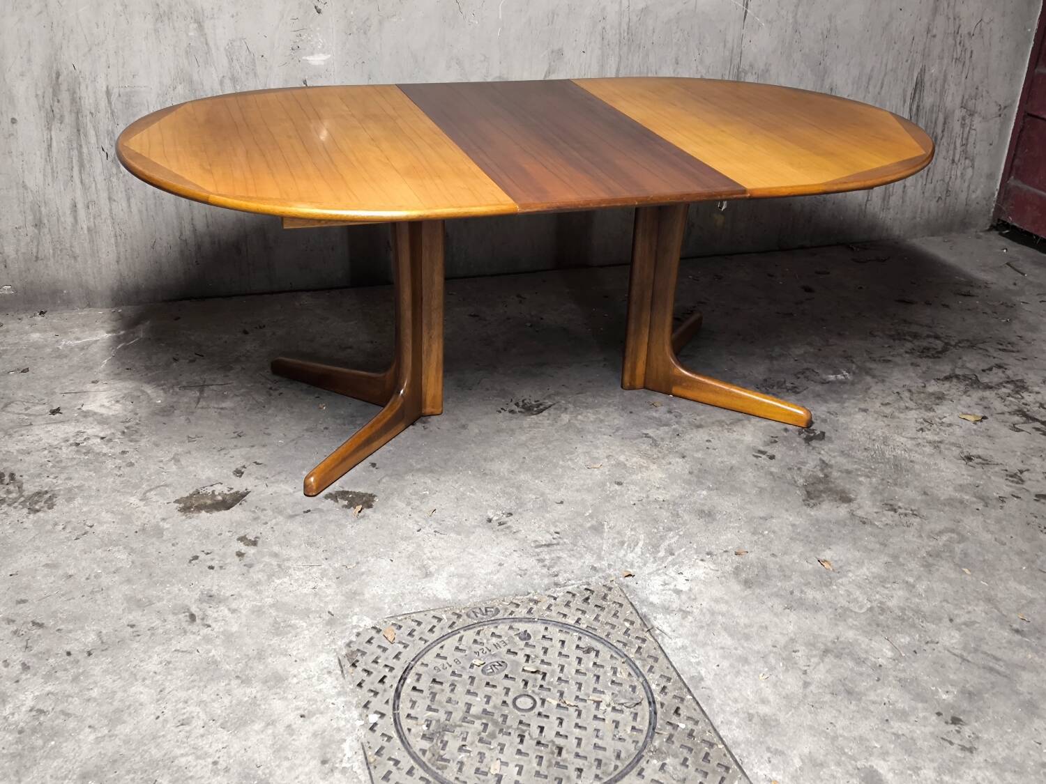 Table scandinave vintage années 60