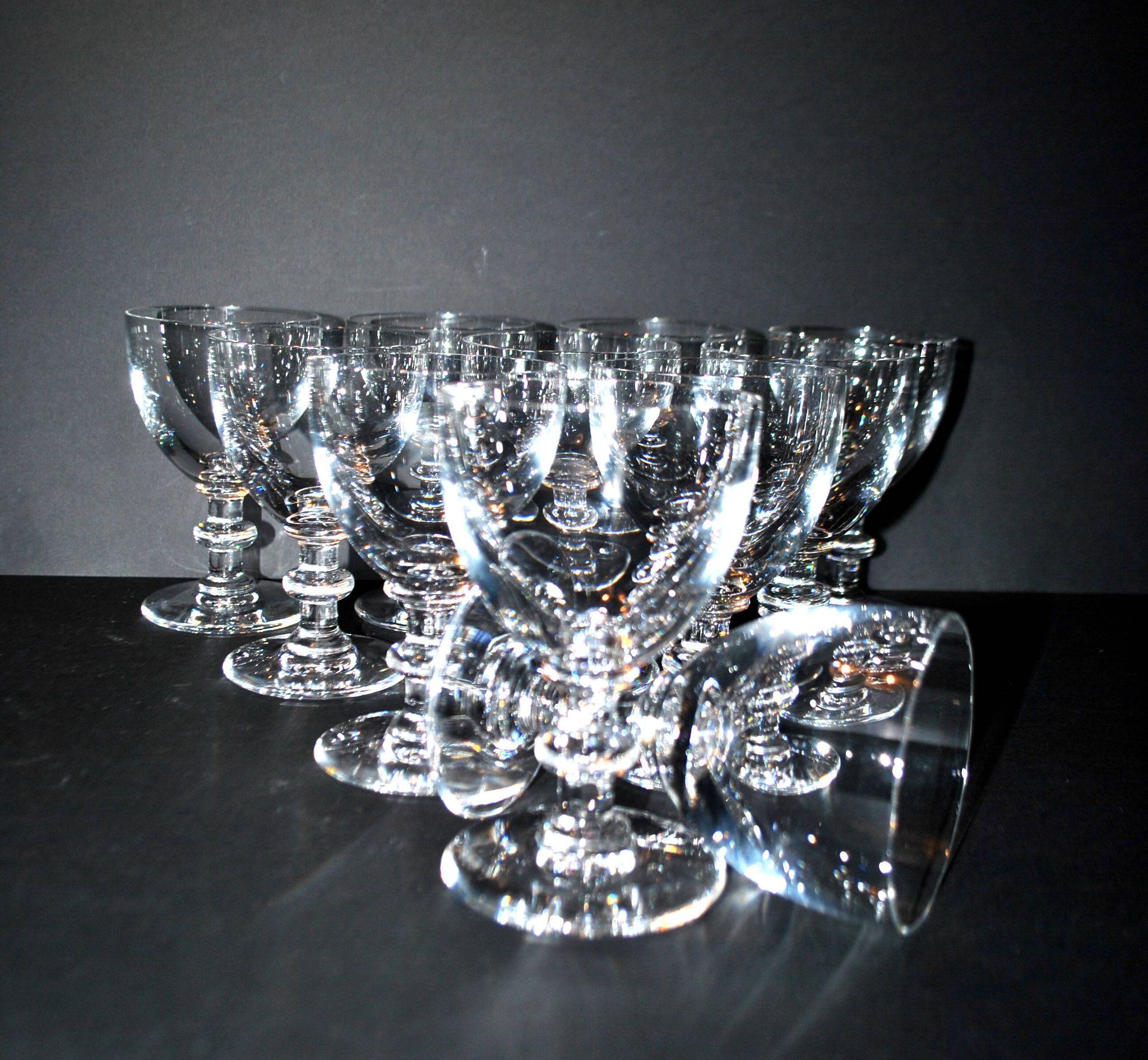 Set of 11 uncut Trianon wine glasses CRISTAL SAINT-LOUIS 2nd choice H12