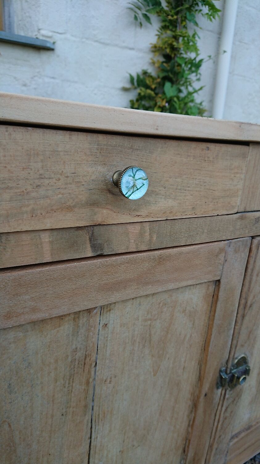 Parisian style country buffet