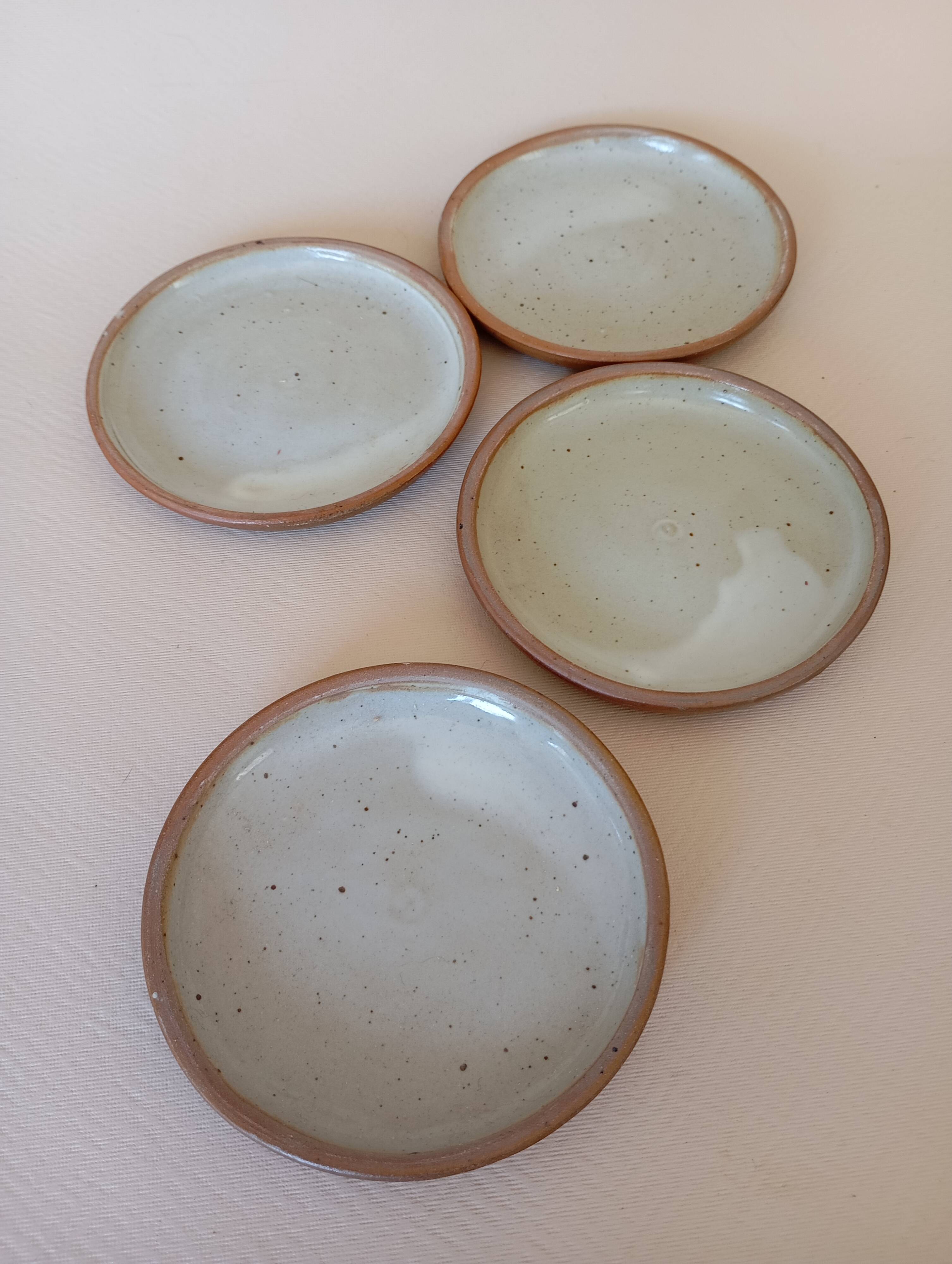 4 grey stoneware tapas plates