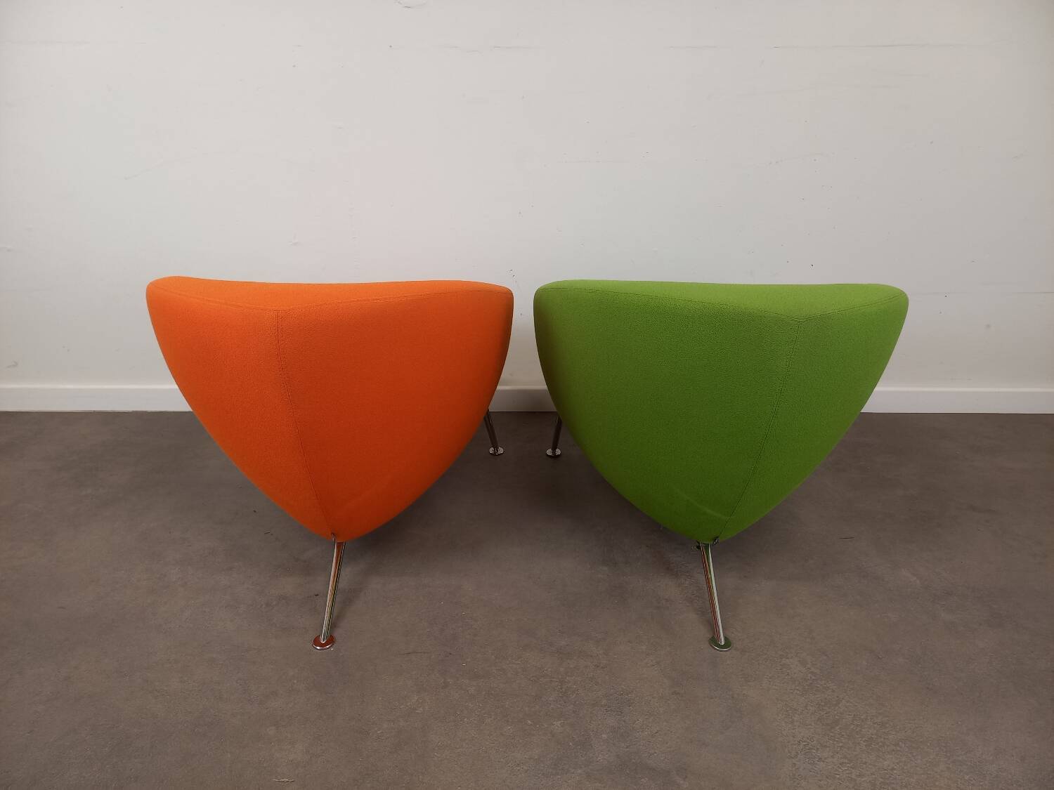 Pair of Hanna armchairs, Artifort brand