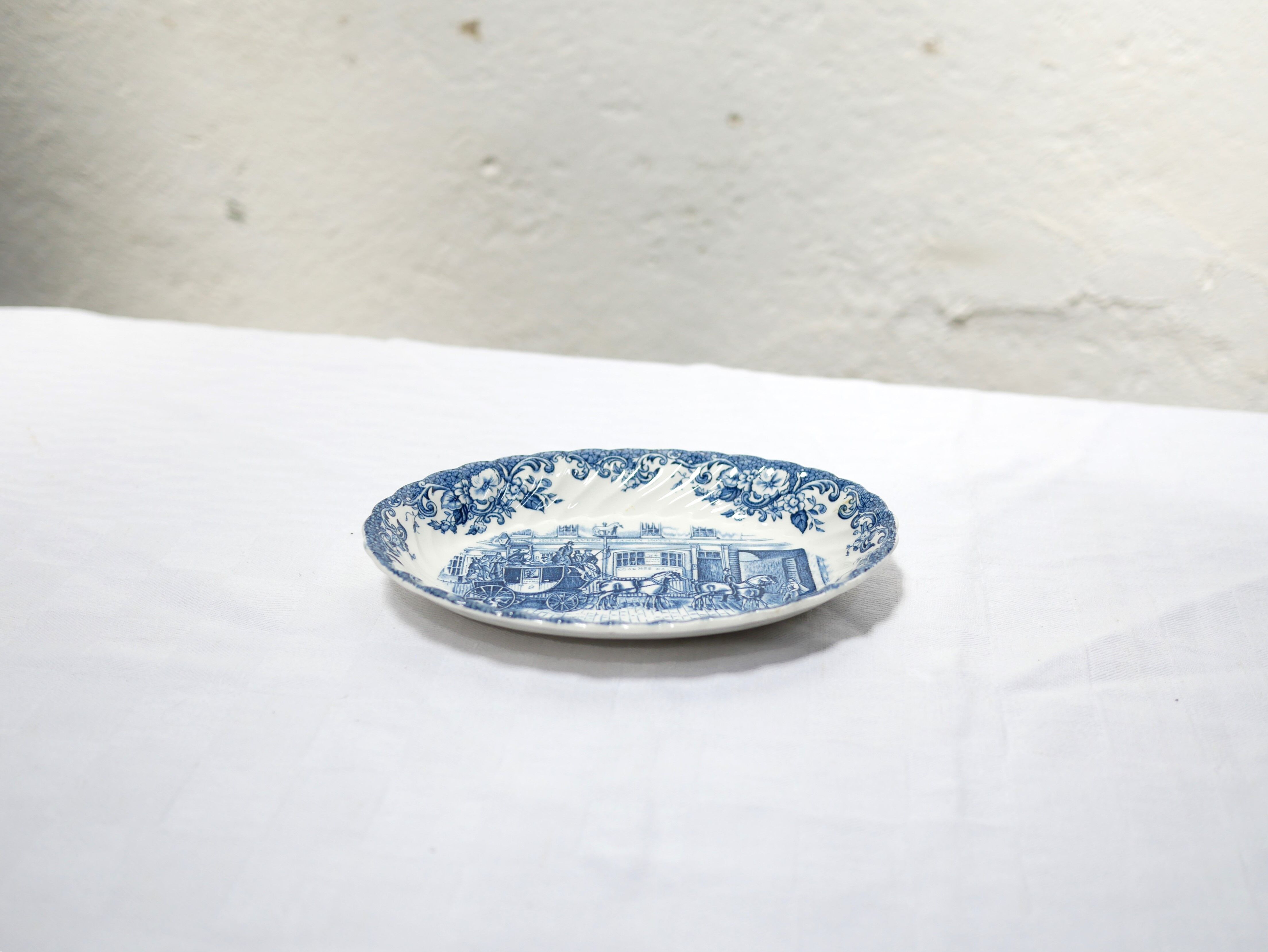 Vintage ravier by Johnson Bros, made in England