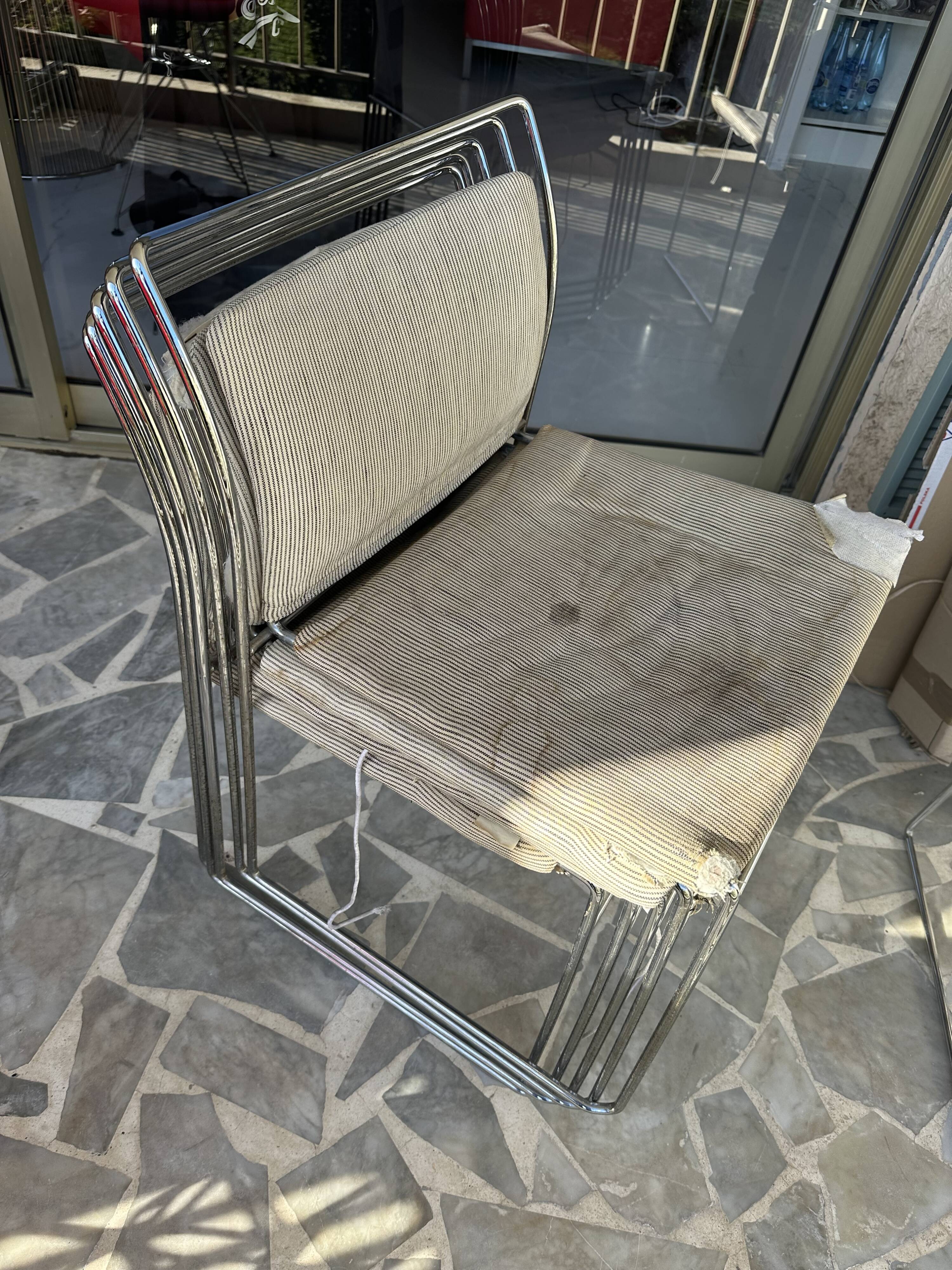 4 Chaise TULU