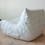 Fauteuil Togo en cuir blanc de Michel Ducaroy pour Ligne Roset