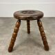 Tabouret tripode brutaliste dans le goût de Dudouyt