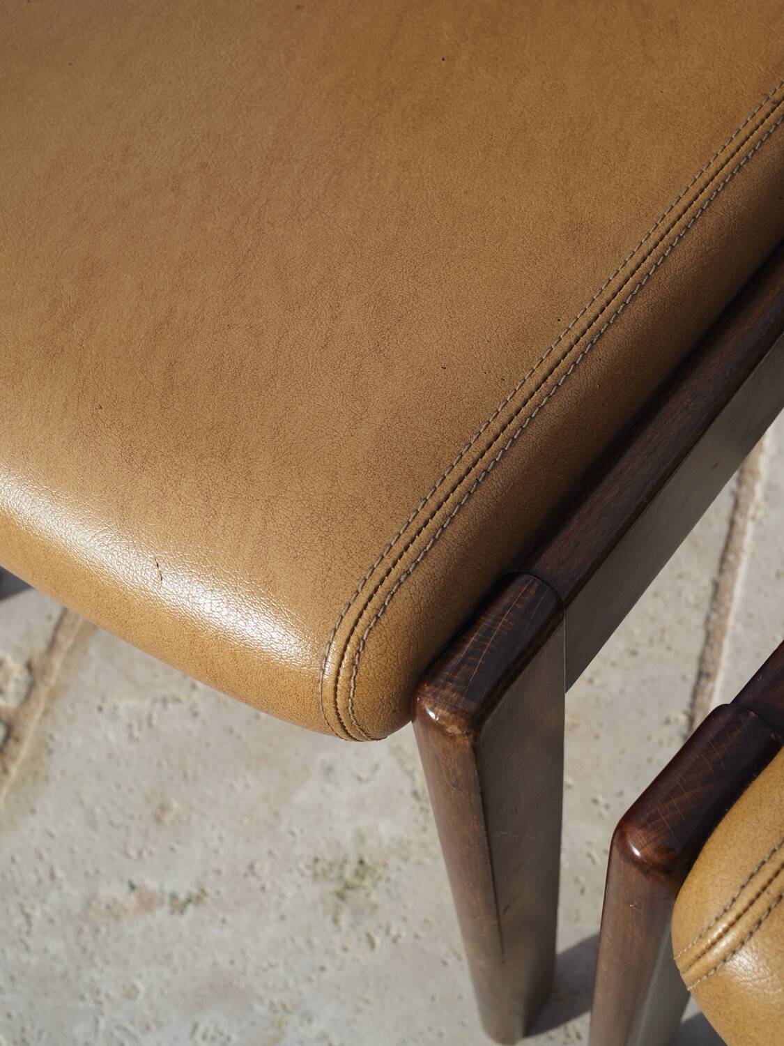 Scandinavian chair pair - Roche Bobois